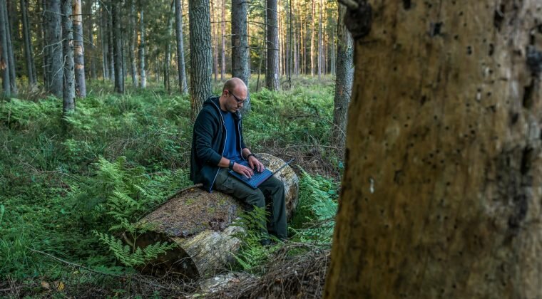 Tworzenie w drodze, czyli jak przygotowywać materiał + najlepsi twórcy Jakub Górnicki