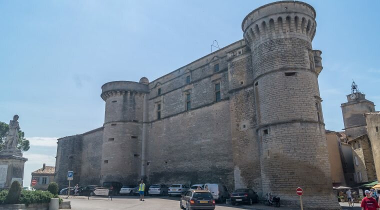 Francja Prowansja Zamek w Gordes